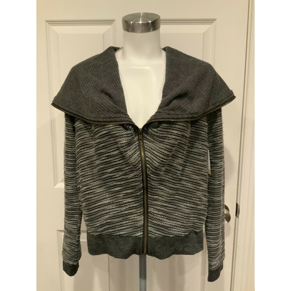 Mystree Black & Gray Striped Zip-Up Cardigan W/ Oversized Collar Size Medium NWT